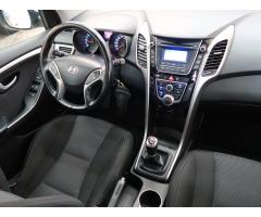 Hyundai i30 1.6 CRDi 81kW - 9