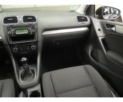 Volkswagen Golf 1.6 TDI 77kW - 11