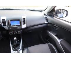 Mitsubishi Outlander 2.2 DI-D 130kW - 11