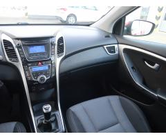 Hyundai i30 1.6 CRDi 81kW - 11