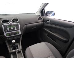 Ford Focus 1.6 i 85kW - 11