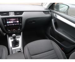 Škoda Octavia 1.6 TDI 85kW - 11