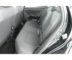 Toyota Yaris 1.0 VVT-i 53kW - 12