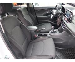 Hyundai i30 1.6 CRDi 85kW - 12