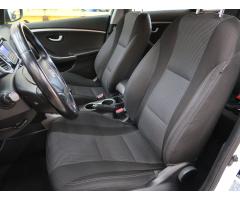 Hyundai i30 1.6 CRDi 81kW - 16