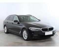 BMW Řada 5 530d xDrive 195kW - 1