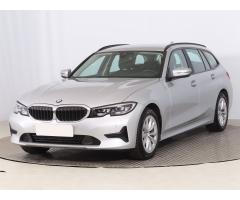 BMW Řada 3 320 d xDrive 140kW - 4