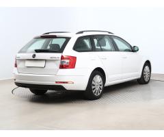 Škoda Octavia 1.6 TDI 85kW - 9