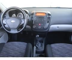 Kia Cee`d 1.4 CVVT 80kW - 11