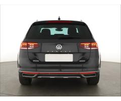 Volkswagen Passat 2.0 TDI 140kW - 14