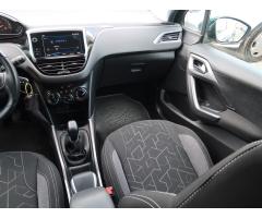 Peugeot 2008 1.2 PureTech 61kW - 13