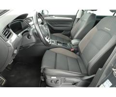 Volkswagen Passat 2.0 TDI 140kW - 33