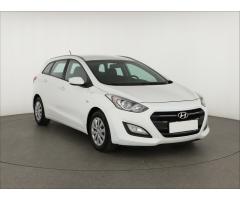 Hyundai i30 1.6 CRDi 81kW - 1