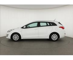 Hyundai i30 1.6 CRDi 81kW - 4