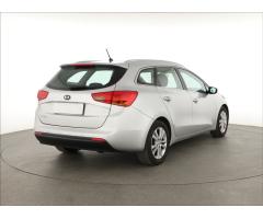 Kia Cee`d 1.6 GDI 99kW - 7