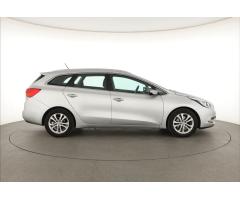 Kia Cee`d 1.6 GDI 99kW - 8