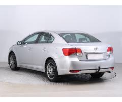 Toyota Avensis 2.0 D-4D 91kW - 9