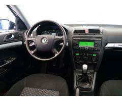 Škoda Octavia 2.0 TDI 103kW - 9