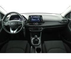 Hyundai i30 1.5 DPI 81kW - 9