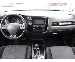 Mitsubishi Outlander 2.0 110kW - 10