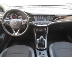 Opel Astra 1.4 T 92kW - 10