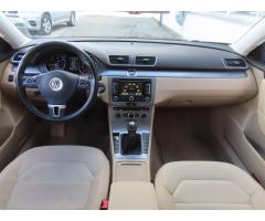 Volkswagen Passat 2.0 TDI 130kW - 10