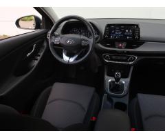 Hyundai i30 1.5 DPI 81kW - 10