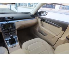 Volkswagen Passat 2.0 TDI 130kW - 11