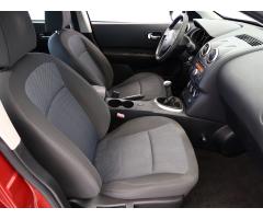 Nissan Qashqai 1.6 84kW - 12