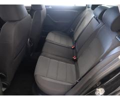 Volkswagen Golf 1.6 TDI 77kW - 15