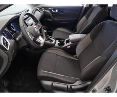 Nissan Qashqai 1.3 DIG-T 117kW - 16