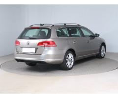 Volkswagen Passat 2.0 TDI 130kW - 7