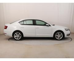 Škoda Octavia 1.6 TDI 85kW - 8