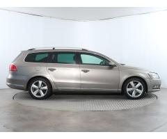 Volkswagen Passat 2.0 TDI 103kW - 8