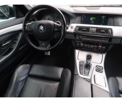 BMW Řada 5 520d 135kW - 9