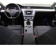 Volkswagen Passat 2.0 TDI 110kW - 10