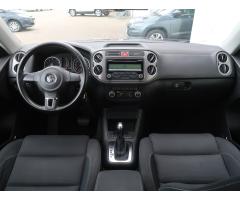 Volkswagen Tiguan 2.0 TSI 132kW - 10