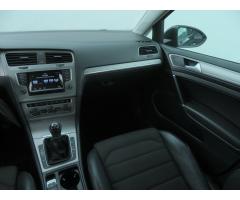 Volkswagen Golf 2.0 TDI 110kW - 11