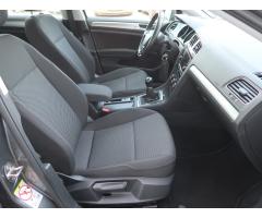 Volkswagen Golf 1.0 TSI 81kW - 12