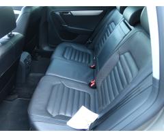 Volkswagen Passat 2.0 TDI 130kW - 15