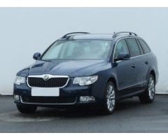 ŠKODA SUPERB COMBI 2.0TDI 140 LAURIN&K 4X4 DSG 7ST