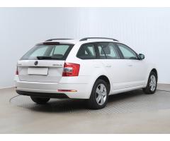 Škoda Octavia 1.6 TDI 85kW - 7