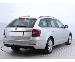 Škoda Octavia 1.6 TDI 85kW - 7