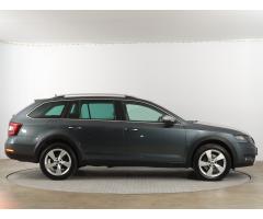 Škoda Octavia 2.0 TDI 135kW - 8