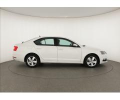 Škoda Octavia 1.6 TDI 85kW - 8