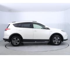 Toyota RAV4 2.5 Hybrid 145kW - 8