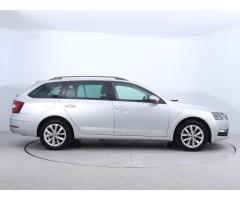 Škoda Octavia 1.6 TDI 85kW - 8