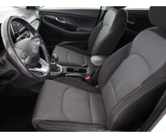 Hyundai i30 1.6 CRDi 85kW - 13