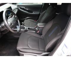 Hyundai i30 1.4 T-GDI 103kW - 16