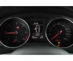 Volkswagen Jetta 2.0 TDI 81kW - 27